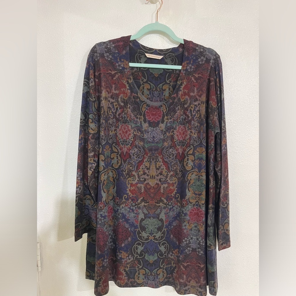Soft surroundings, long sleeve tunic, top printed size M/L